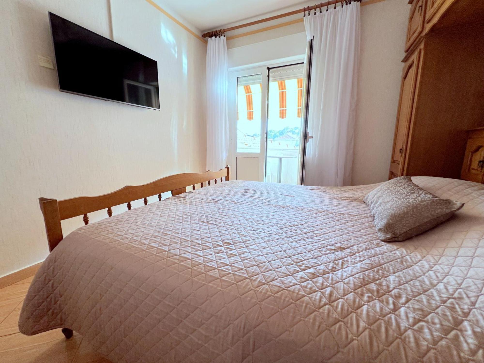 Bed & Breakfast Rab Palit Exterior foto
